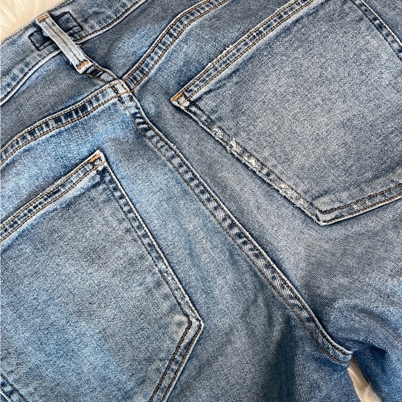 Citizens of Humanity Rocket Crop High Rise Skinny Distressed Denim Size 29 CB 56 - Picture 8 of 12